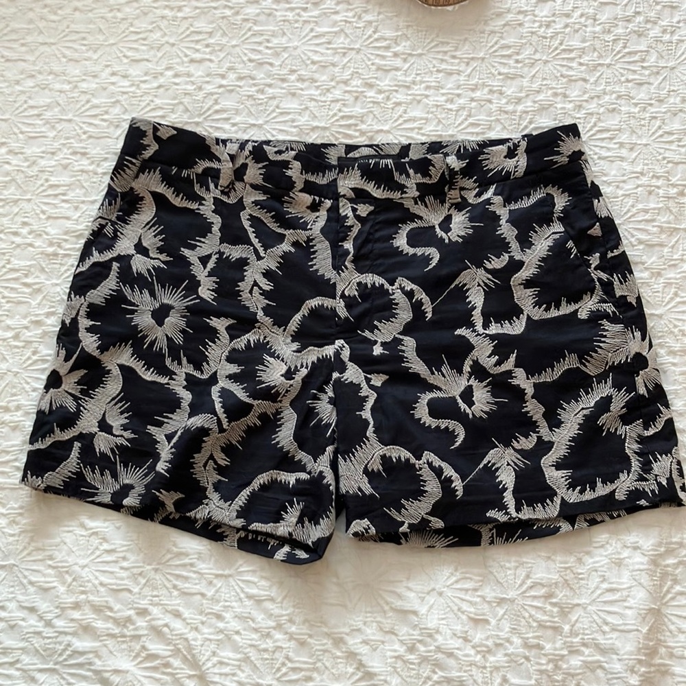 Fabulous black with cream embroidery shorts with waistband and front zip